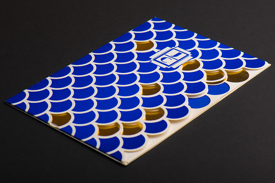 Variations Or et bleu Klein